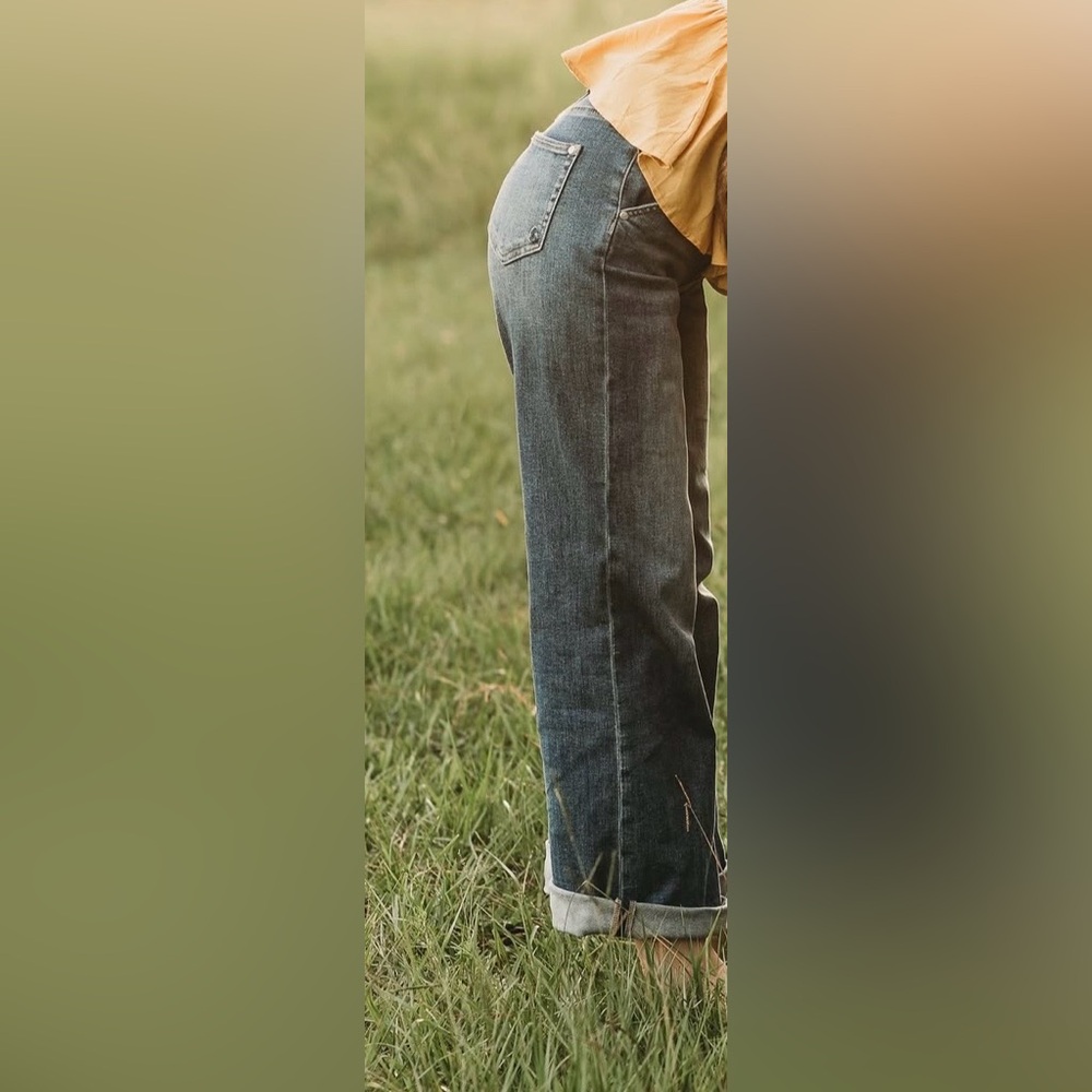 Wide-Leg Light Blue Denim Jeans for Women